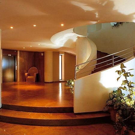 Hotel President Сильви-Марина Экстерьер фото
